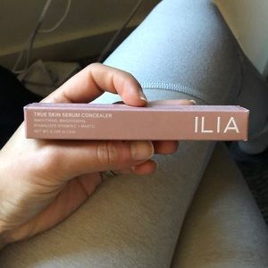 Ilia true skin serum concealer